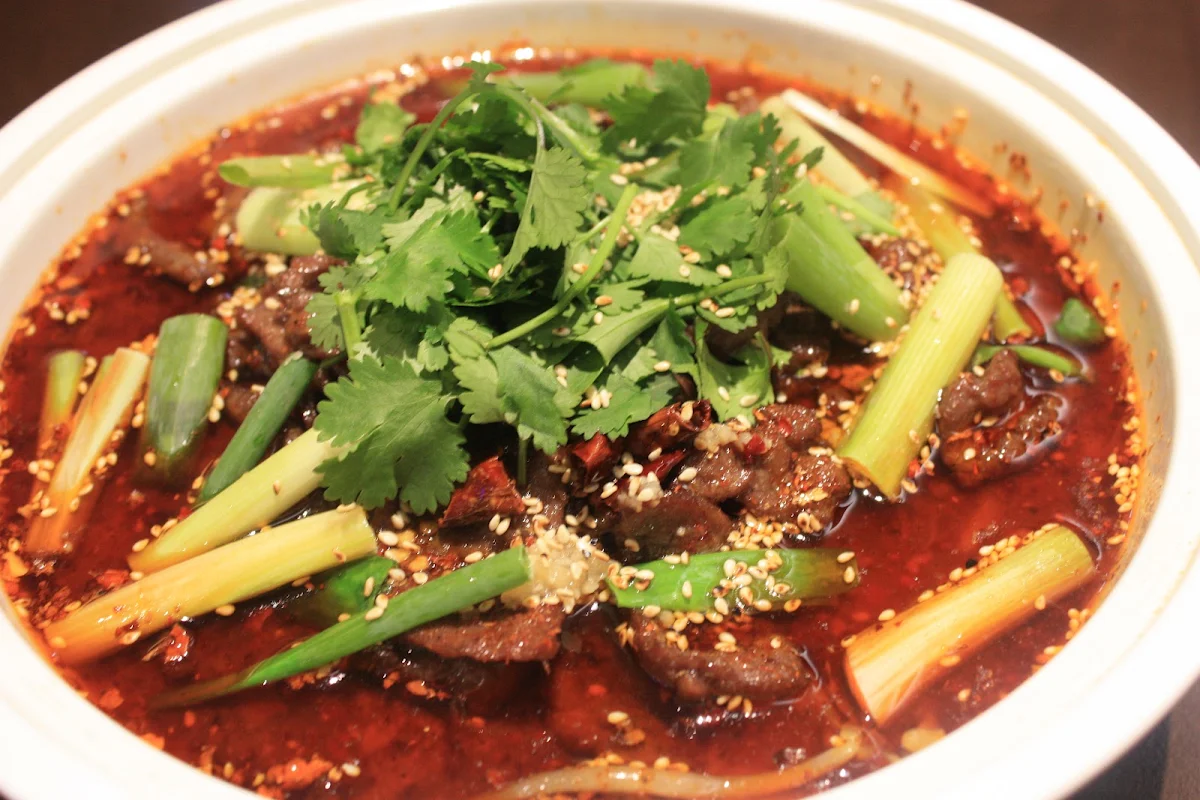 Slow Cook Beef Slice with Handmade Ramen Soup 兰州⽜⾁拉⾯